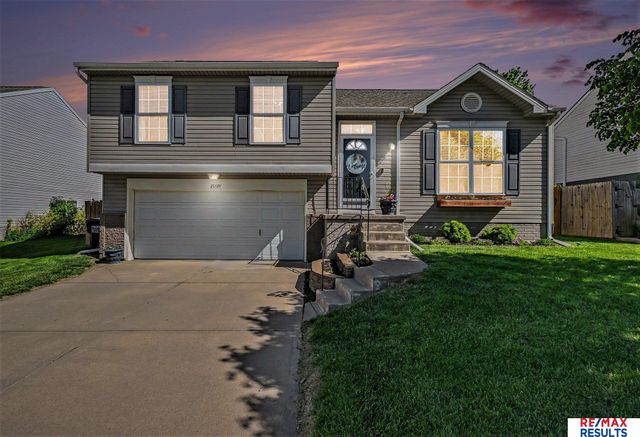 15818 Briar Street, Omaha, NE 68136