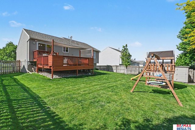 15818 Briar Street, Omaha, NE 68136