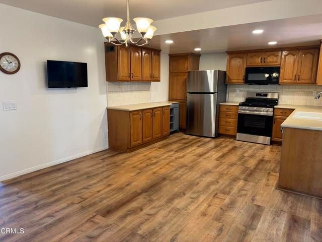 1898 Regent Street, Camarillo, CA 93010