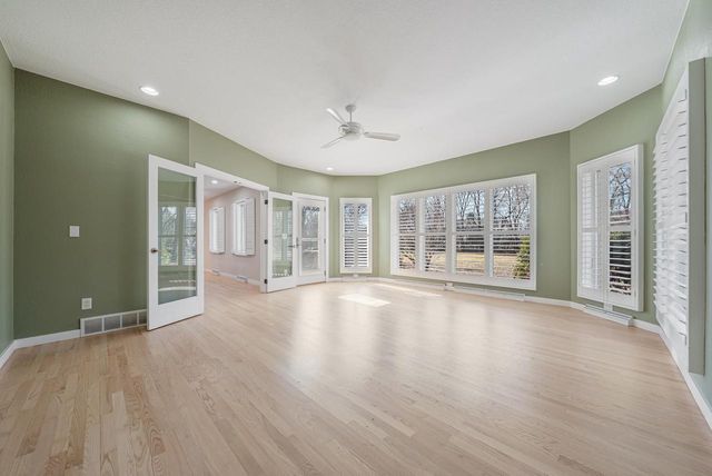 1051 S OAKWOOD ROAD, Oshkosh, WI 54904