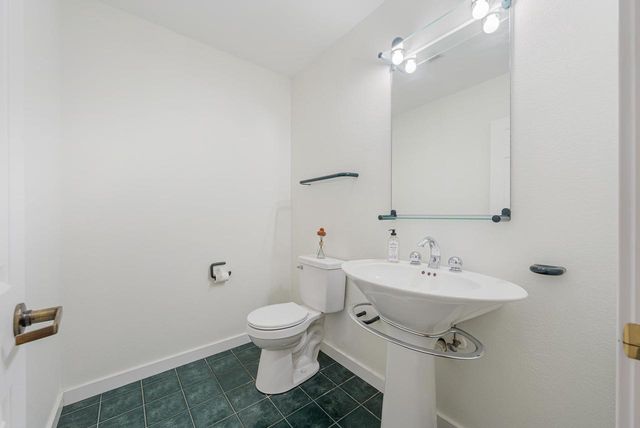 1051 S OAKWOOD ROAD, Oshkosh, WI 54904