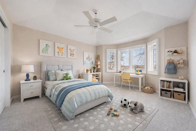 1051 S OAKWOOD ROAD, Oshkosh, WI 54904