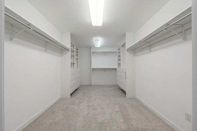 1051 S OAKWOOD ROAD, Oshkosh, WI 54904