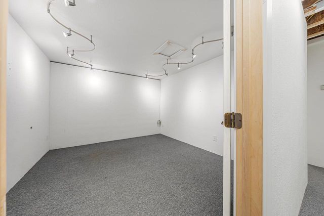 1051 S OAKWOOD ROAD, Oshkosh, WI 54904