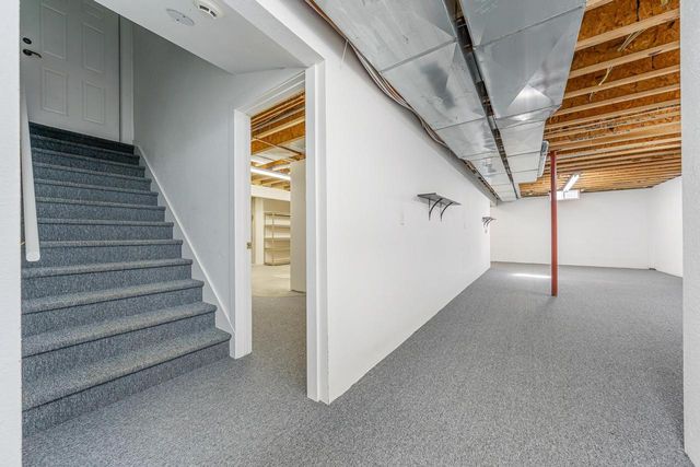 1051 S OAKWOOD ROAD, Oshkosh, WI 54904