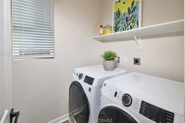 16573 Bottlebrush Lane 2, Fontana, CA 92336