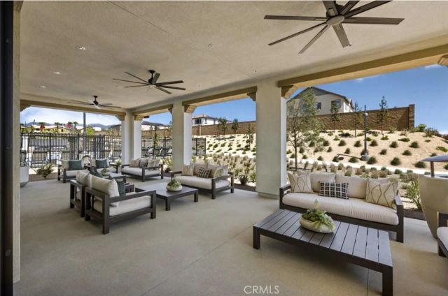 16573 Bottlebrush Lane 2, Fontana, CA 92336