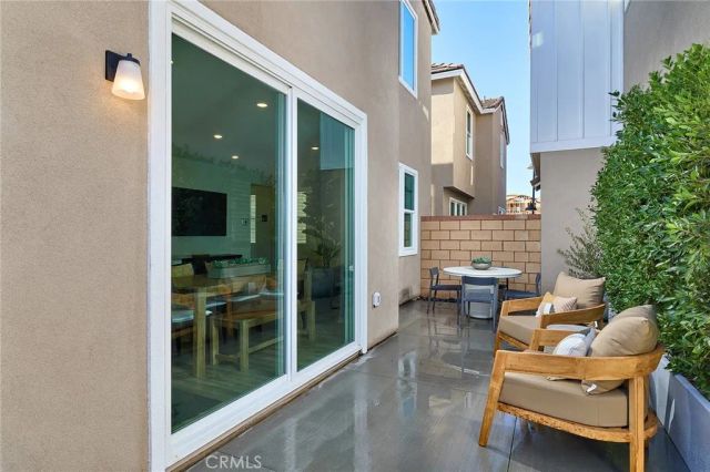 16573 Bottlebrush Lane 2, Fontana, CA 92336