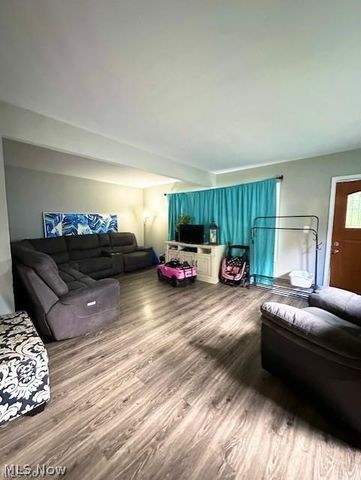 3226 W 54 Street, Cleveland, OH 44102