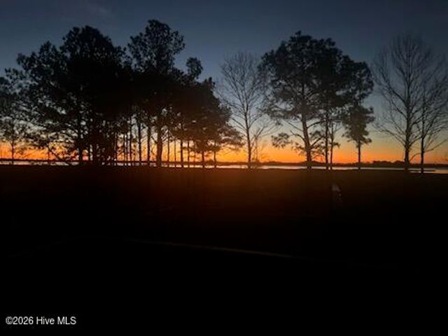 135 Heron Cove Road, Hampstead, NC 28443