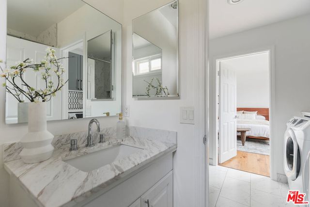 4338 Saltillo Street, Woodland Hills, CA 91364