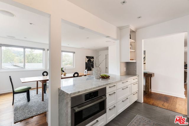 4338 Saltillo Street, Woodland Hills, CA 91364