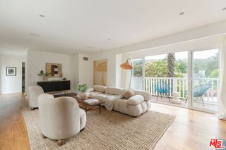 4338 Saltillo Street, Woodland Hills, CA 91364