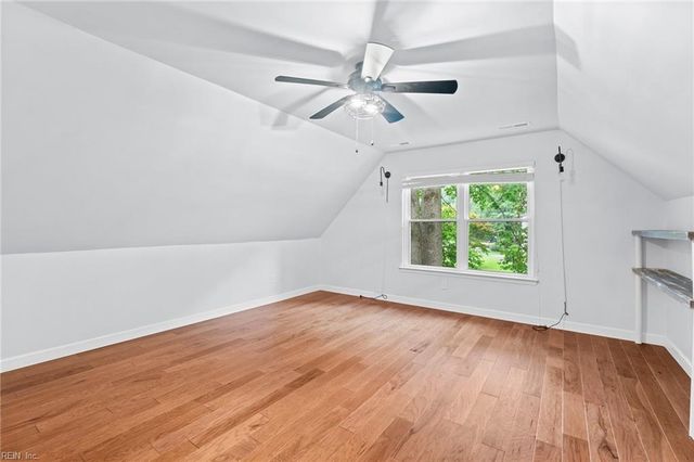 812 Whisper Hollow DR, Chesapeake, VA 23322