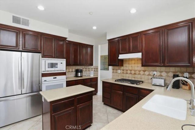1228 Crete Court, Riverside, CA 92506