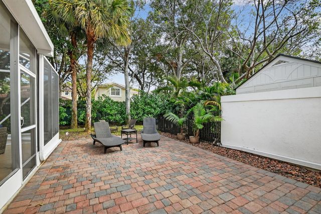 1605 E Classical Boulevard, Delray Beach, FL 33445