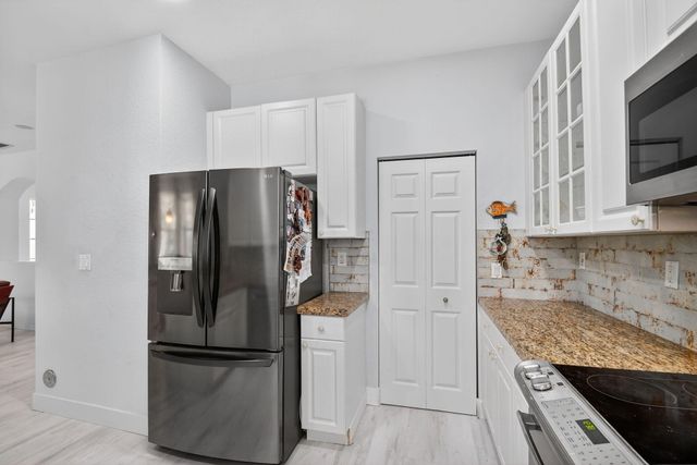 1605 E Classical Boulevard, Delray Beach, FL 33445