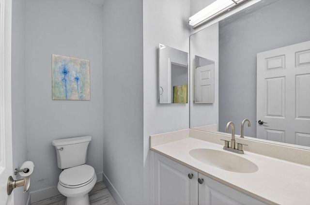 1605 E Classical Boulevard, Delray Beach, FL 33445