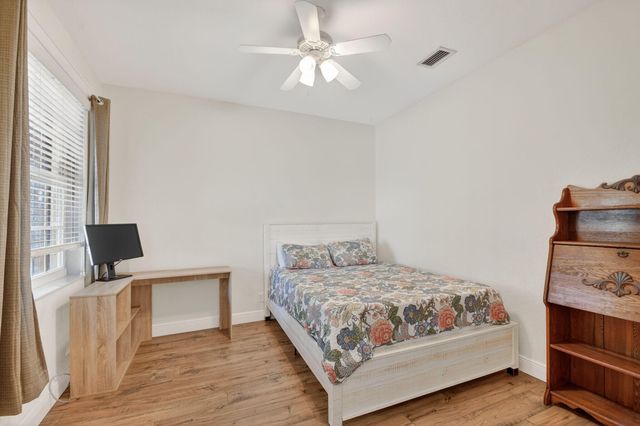 1605 E Classical Boulevard, Delray Beach, FL 33445