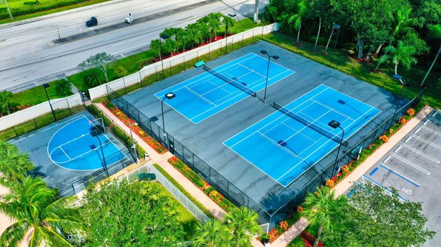 1605 E Classical Boulevard, Delray Beach, FL 33445