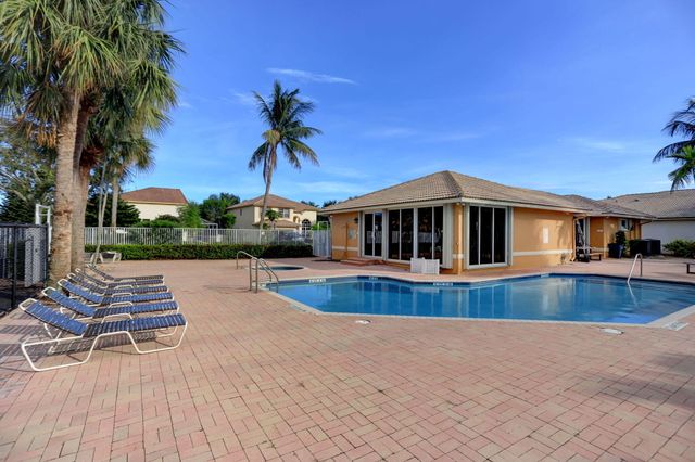 1605 E Classical Boulevard, Delray Beach, FL 33445