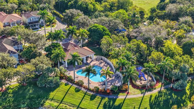 1605 E Classical Boulevard, Delray Beach, FL 33445