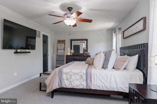 13596 DODSWORTH DR, Bristow, VA 20136