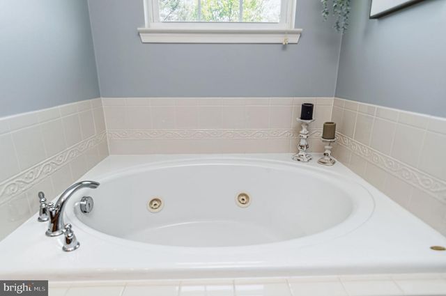 13596 DODSWORTH DR, Bristow, VA 20136