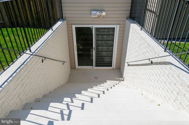 13596 DODSWORTH DR, Bristow, VA 20136