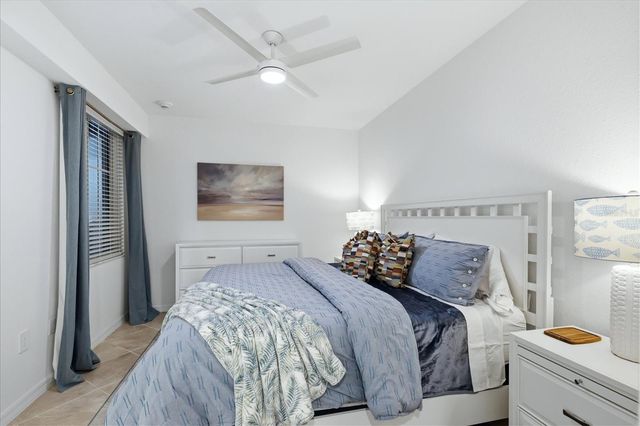 19140 SCALLOP LOOP 102, Lakewood Ranch, FL 34211