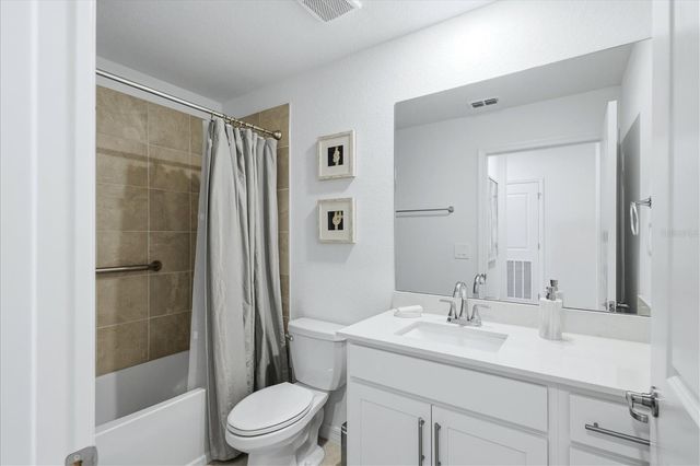 19140 SCALLOP LOOP 102, Lakewood Ranch, FL 34211