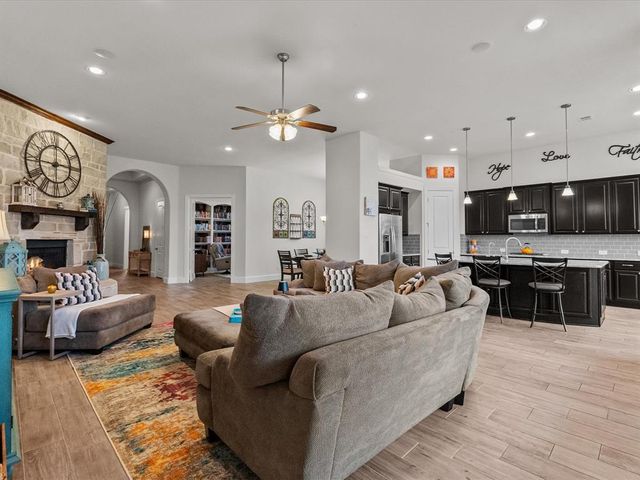3110 Red Agave Lane, Manvel, TX 77578