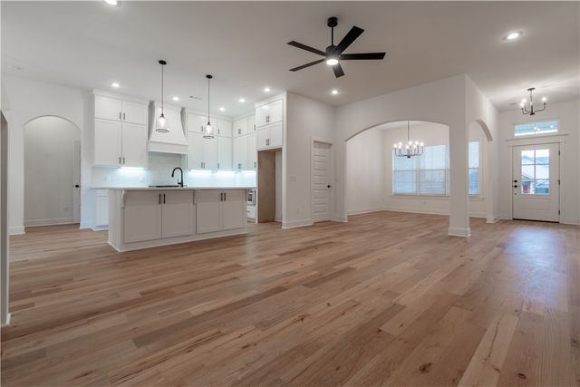 5863 Poppy Avenue, Springdale, AR 72762