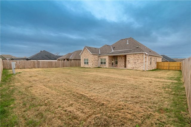 5863 Poppy Avenue, Springdale, AR 72762