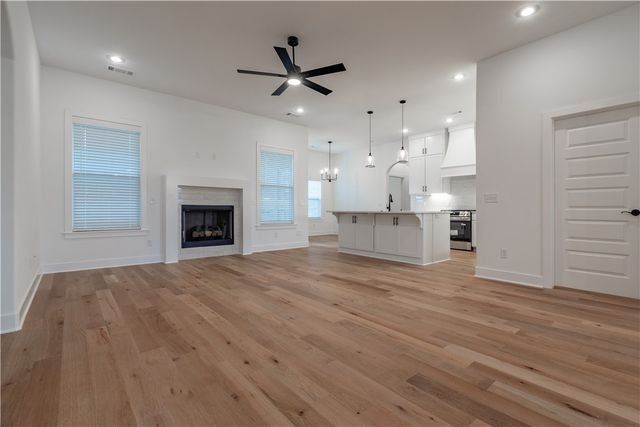 5863 Poppy Avenue, Springdale, AR 72762