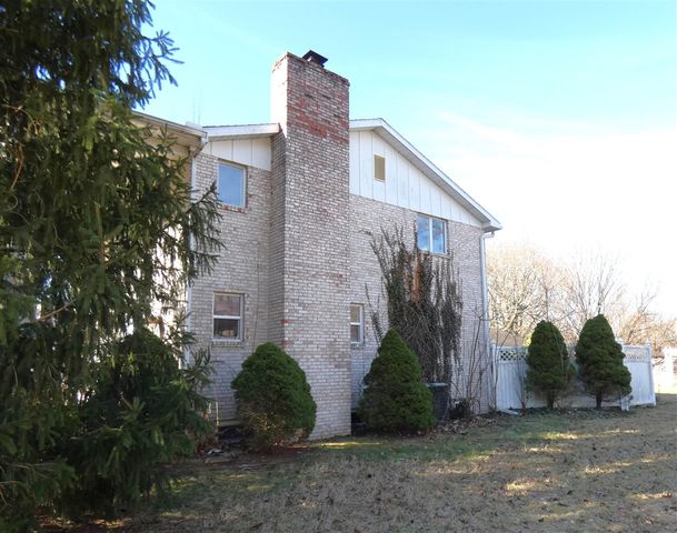 1968 Colfax Avenue, Benton Harbor, MI 49022