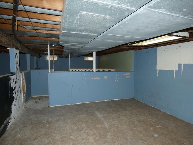 1968 Colfax Avenue, Benton Harbor, MI 49022