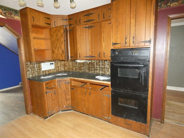 1968 Colfax Avenue, Benton Harbor, MI 49022