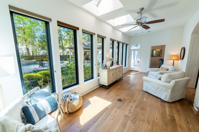 6 Red Sable Point, The Woodlands, TX 77380