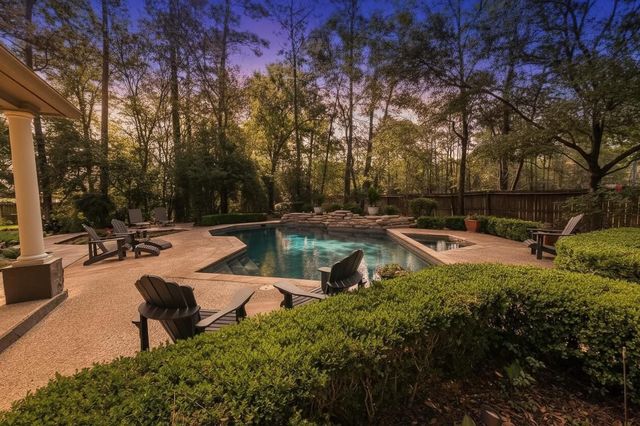 6 Red Sable Point, The Woodlands, TX 77380