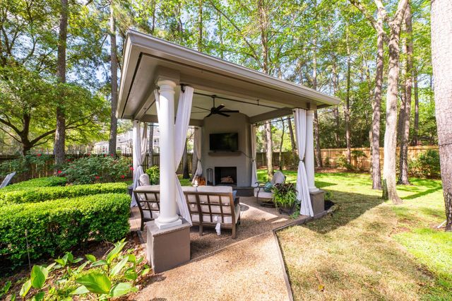 6 Red Sable Point, The Woodlands, TX 77380