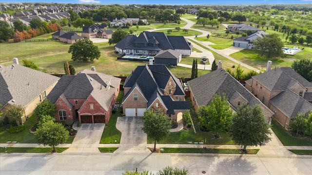 8900 Scarlet Trail, Lantana, TX 76226