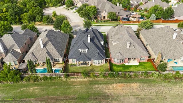 8900 Scarlet Trail, Lantana, TX 76226
