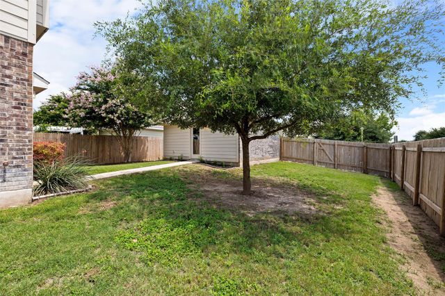 102 Wainscot Oak WAY, San Marcos, TX 78666