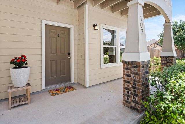 102 Wainscot Oak WAY, San Marcos, TX 78666