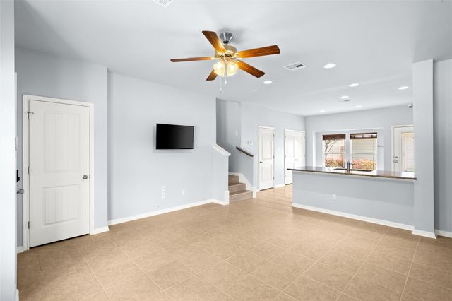 102 Wainscot Oak WAY, San Marcos, TX 78666