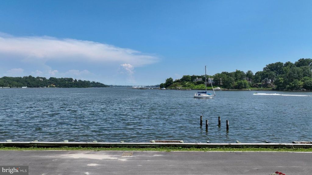 769 ROBINHOOD RD, Annapolis, MD 21405