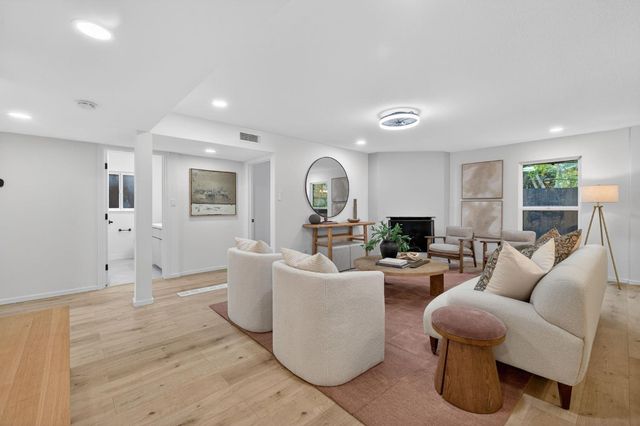 7431 Heidi Ct, Fair Oaks, CA 95628