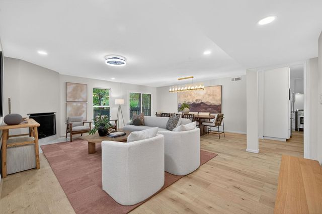 7431 Heidi Ct, Fair Oaks, CA 95628