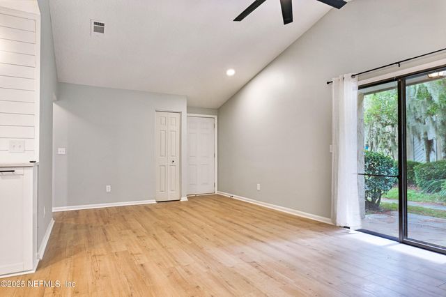 3801 CROWN POINT Road, 3101, Jacksonville, FL 32257